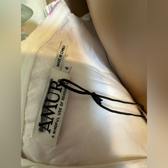 AMUR Ariadne Off Shoulder Romper - Picture 9 of 9